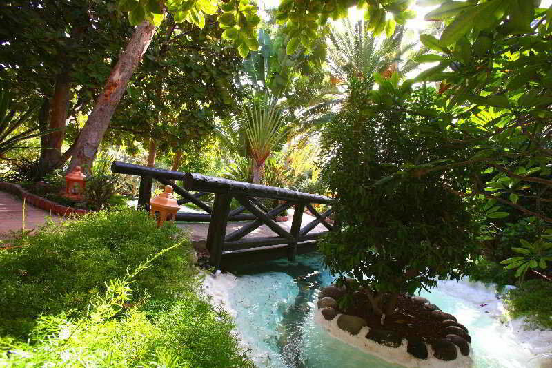 Hotel Parque Tropical 4*
